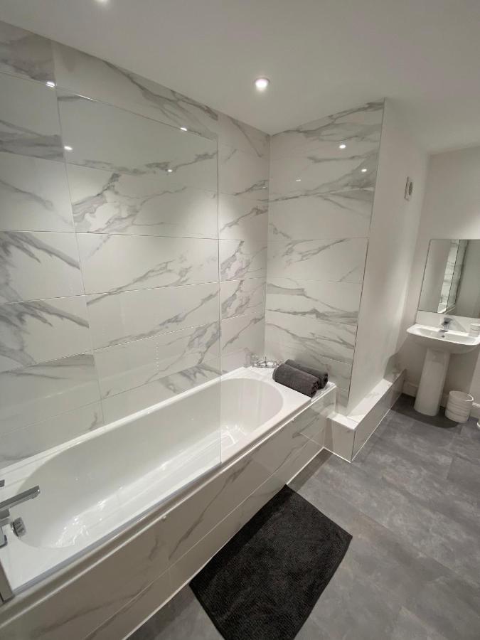 High Street Stylish City Centre Apartment, 2 Bed Perth Luaran gambar